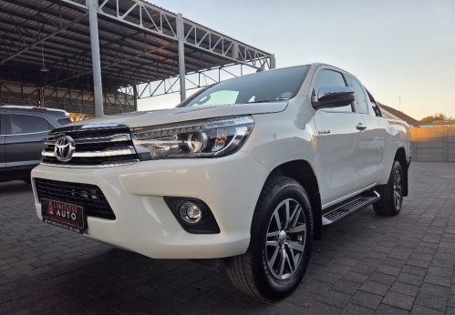 2018 TOYOTA HILUX 2.8GD-6 RB E/CAB A/T