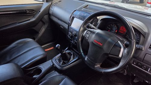 2020 ISUZU D MAX HO 250 X RIDER