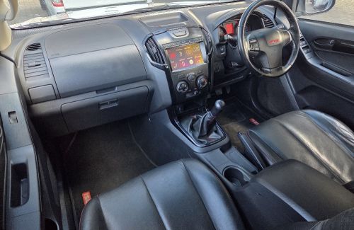 2020 ISUZU D MAX HO 250 X RIDER