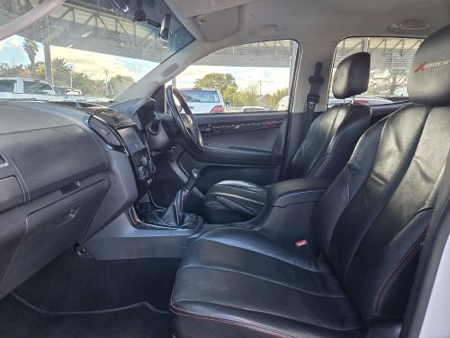 2020 ISUZU D MAX HO 250 X RIDER