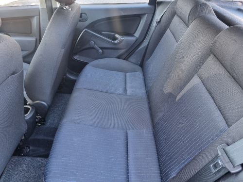 2011 FORD FIGO 1.4 AMBIENTE