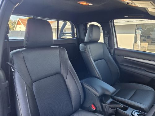 2025 TOYOTA HILUX 2.8GD-6 RB LEGEND EXTENDED CAB A/T