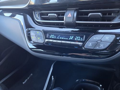 2021 TOYOTA C-HR 1.2T LUXURY CVT